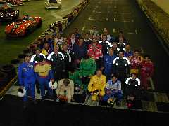 18 Teams vom BKRC 100 Runden Rennen 2003